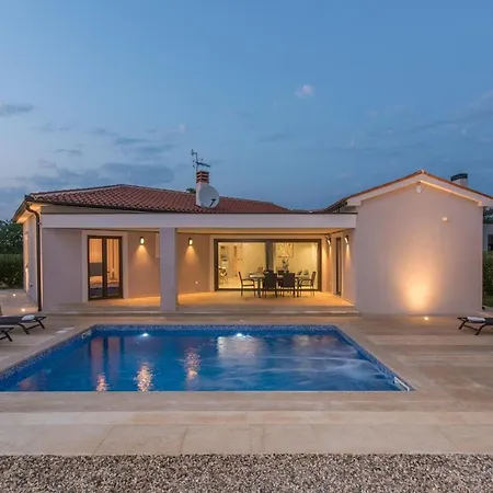 Helena Rovinj Villa *